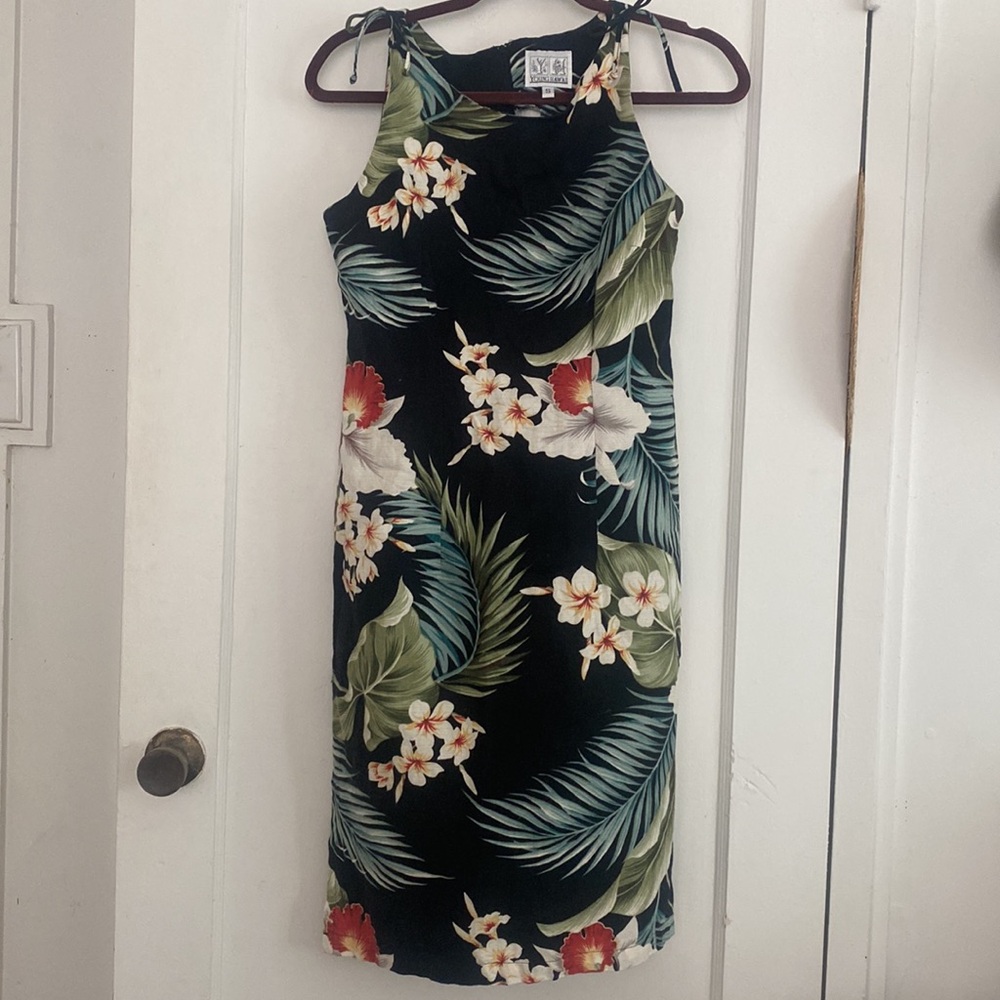 Vintage Hawaiian dress